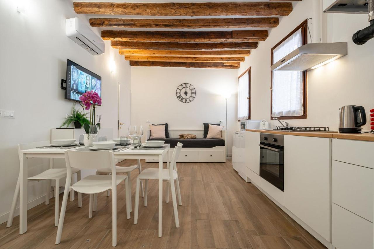 Suite Rava - San Marco With Pool Venesia Bagian luar foto