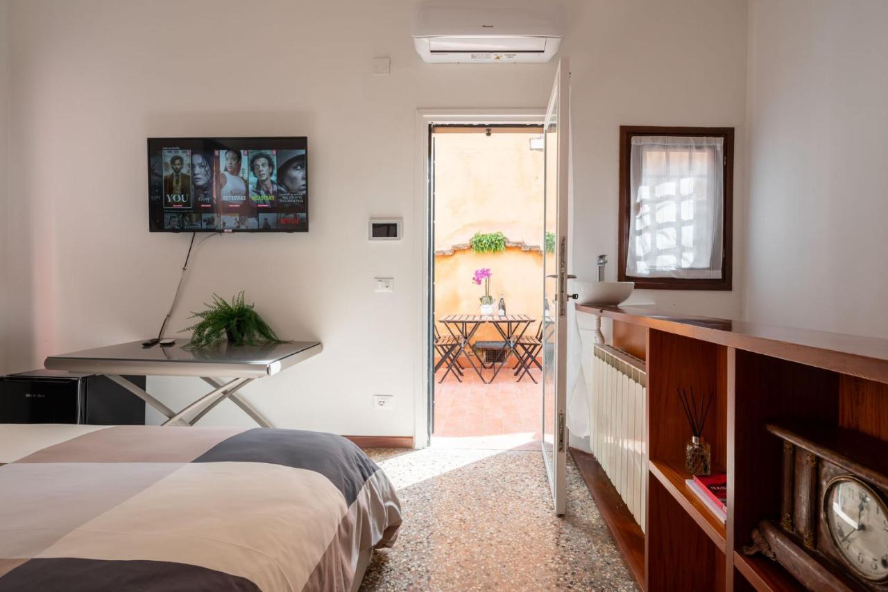 Suite Rava - San Marco With Pool Venesia Bagian luar foto
